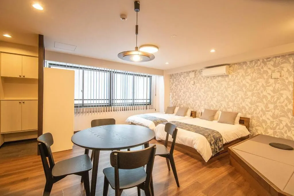Apartment 浅草禅心居201室 浅草駅徒歩15分 2024年4月ニューオープン 43平米丸貸し切り ダブルベット2台と畳敷き布団2組 家庭式用品設備完備 Tokyo