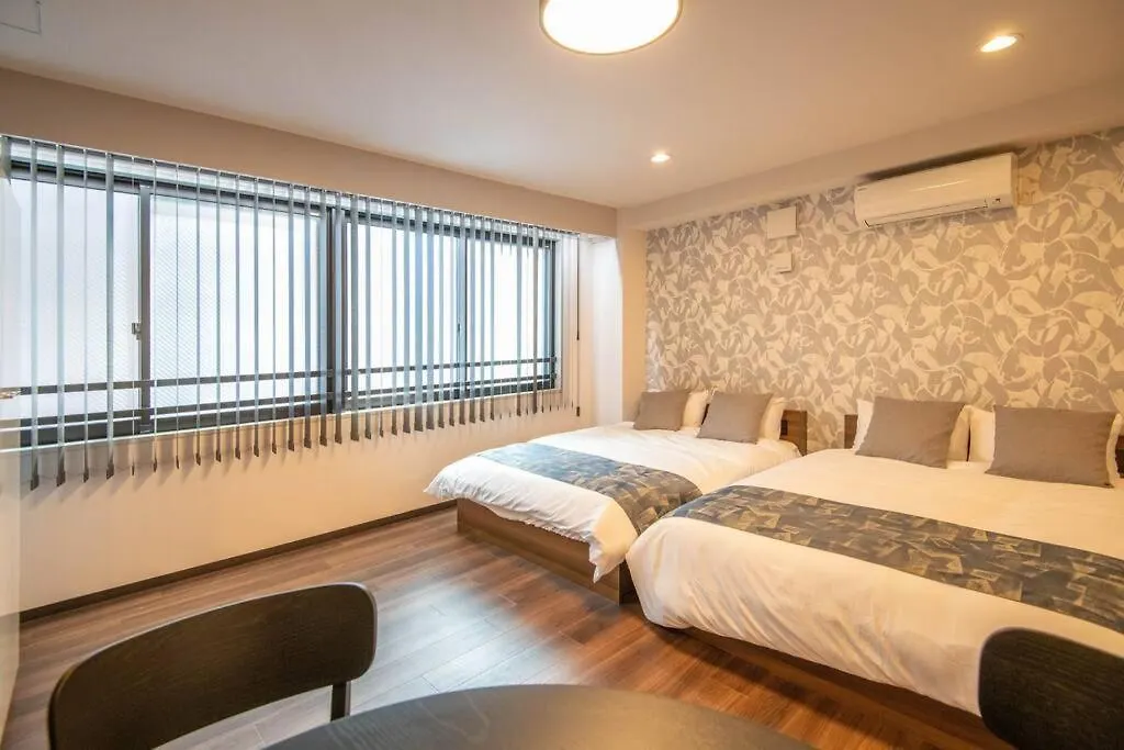 Apartment 浅草禅心居201室 浅草駅徒歩15分 2024年4月ニューオープン 43平米丸貸し切り ダブルベット2台と畳敷き布団2組 家庭式用品設備完備 Tokyo